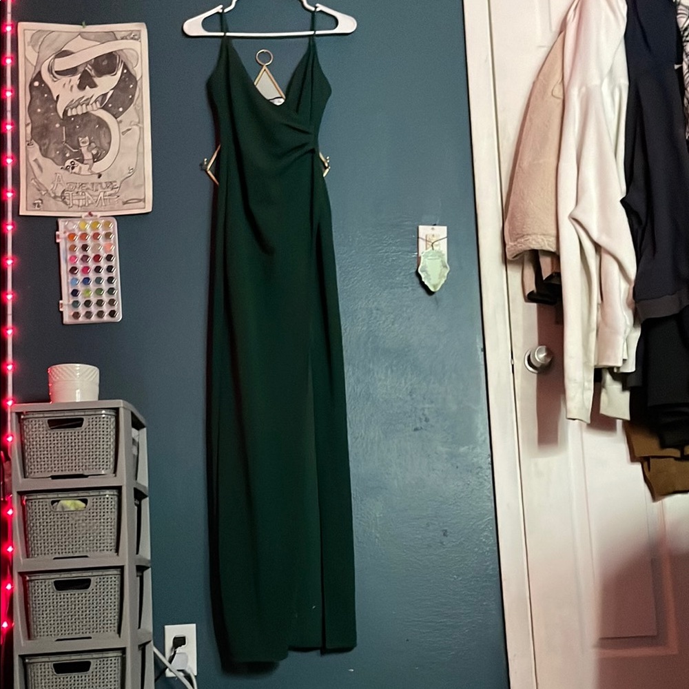Elegant Green Evening Dress